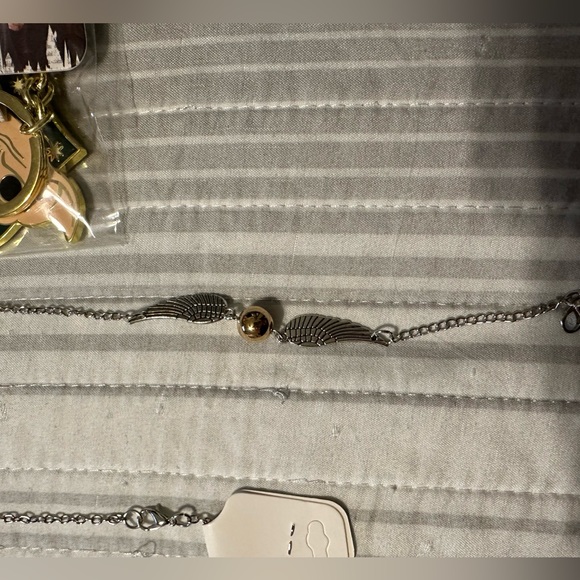 Various Harry Potter Slytherin Items - Picture 10 of 15